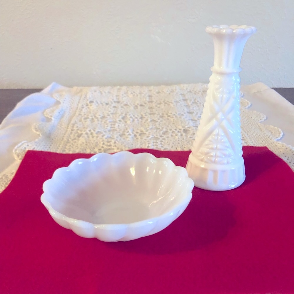 MILK GLASS Vintage Vase and trinket dish
